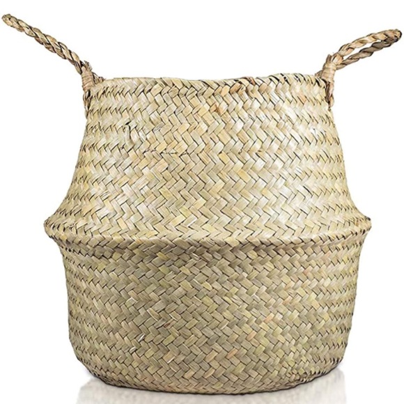 Other - Woven Seagrass Belly Basket NWT